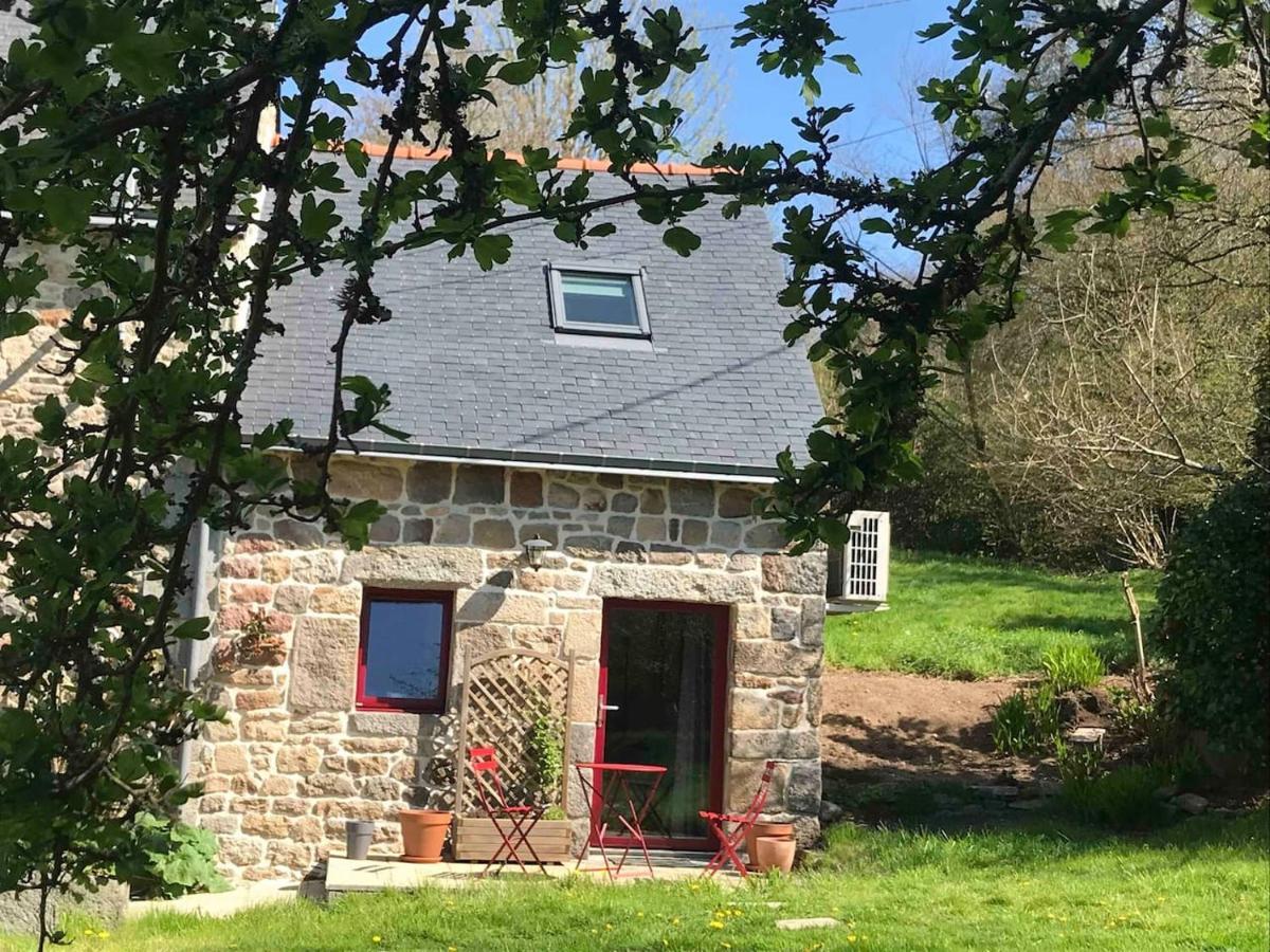 Gite An Daou Tok Mellionnec Extérieur photo